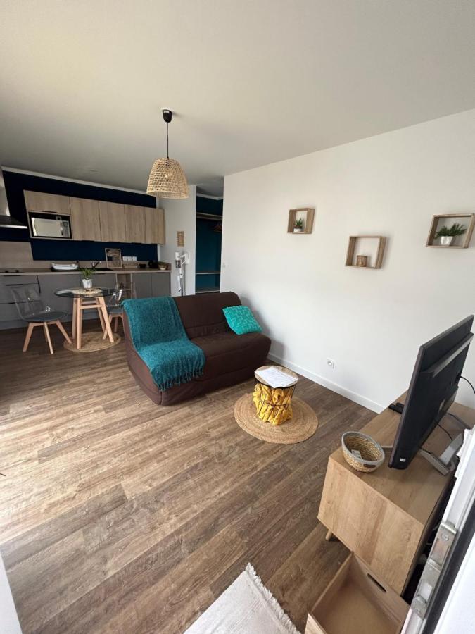 Neuf Apartment